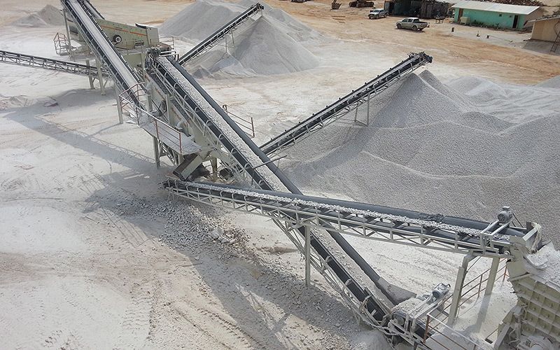 Ligne de concassage et de fabrication de sable de résidus de calcaire du Sichuan, 100 tonnes par heure