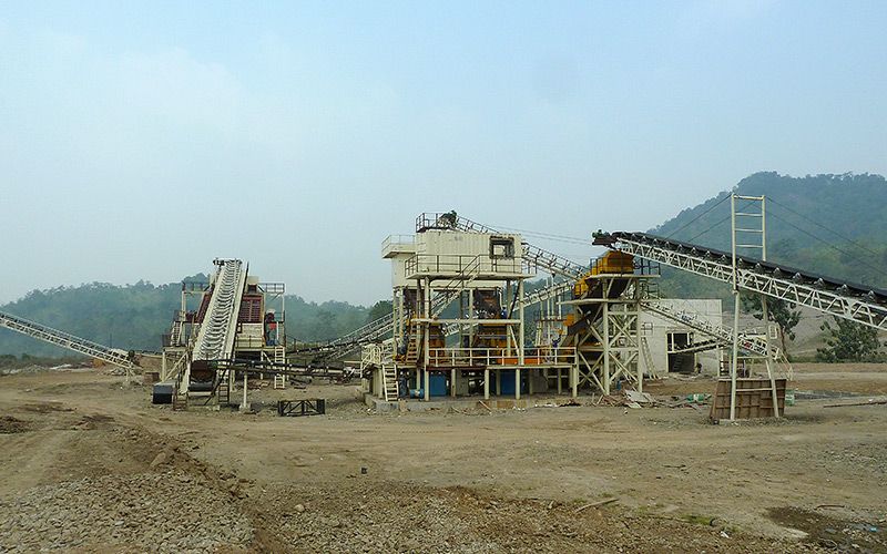 Ligne de production de concassage de minerai de cuivre congolais d'une capacité de 500 tonnes par heure